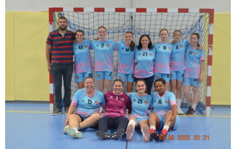 +16 féminines